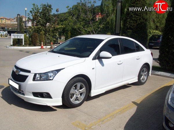 3 899 р. Пороги накладки Sport Style Chevrolet Cruze J300 седан рестайлинг (2012-2015) (Неокрашенные)  с доставкой в г. Керчь