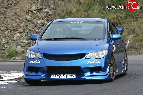 9 499 р. Передний бампер Bomex Style Honda Civic FD седан дорестайлинг (2005-2008) (Неокрашенный)  с доставкой в г. Керчь