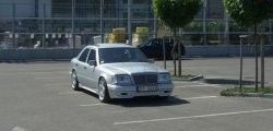4 299 р. Накладка переднего бампера GT Dynamics Mercedes-Benz E-Class S124 универсал рестайлинг (1993-1996) (Неокрашенная)  с доставкой в г. Керчь. Увеличить фотографию 3
