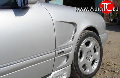 12 899 р. Передние крылья LORINZER Style Mercedes-Benz E-Class W210 универсал рестайлинг (1999-2003)  с доставкой в г. Керчь