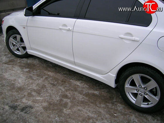 4 189 р. Пороги накладки Evo  Mitsubishi Lancer  10 CY (2007-2017) седан дорестайлинг, хэтчбэк дорестайлинг, седан рестайлинг, хэтчбек 5 дв рестайлинг (Неокрашенные)  с доставкой в г. Керчь