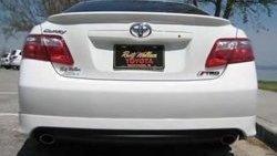 7 349 р. Накладка заднего бампера SARONA Toyota Camry XV40 рестайлинг (2009-2011) (Неокрашенная)  с доставкой в г. Керчь. Увеличить фотографию 2