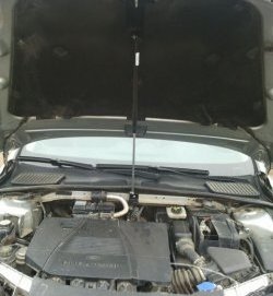 2 969 р. Упор капота Sport Ford Mondeo Mk4,BD дорестайлинг, седан (2007-2010)  с доставкой в г. Керчь. Увеличить фотографию 2