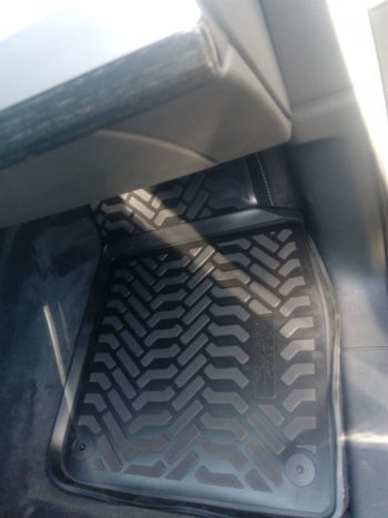 2 749 р. Коврики салона Aileron (3D с подпятником, 5 мест)  Audi Q7  4M (2015-2022) дорестайлинг, рестайлинг  с доставкой в г. Керчь. Увеличить фотографию 3