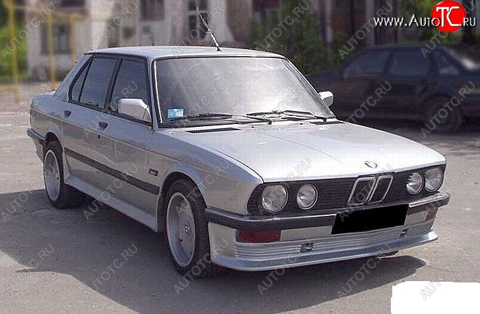 4 499 р. Накладка на передний бампер Jaguar BMW 5 серия E28 седан (1981-1988)  с доставкой в г. Керчь