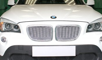 6 499 р. Защитная сетка решетки радиатора Стрелка 11 Премиум (алюминий)  BMW X1  E84 (2009-2015) (Цвет: хром)  с доставкой в г. Керчь. Увеличить фотографию 2
