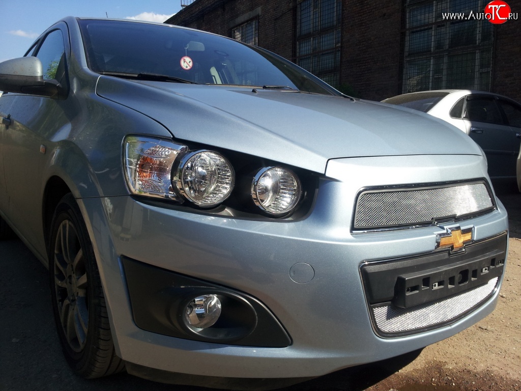 1 539 р. Нижняя сетка на бампер Russtal (хром) Chevrolet Aveo T300 седан (2011-2015)  с доставкой в г. Керчь