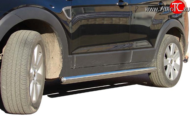 11 899 р. Защита порогов d76 мм Металл Дизайн  Chevrolet Captiva (2011-2013) 1-ый рестайлинг (полированная нержавейка)  с доставкой в г. Керчь