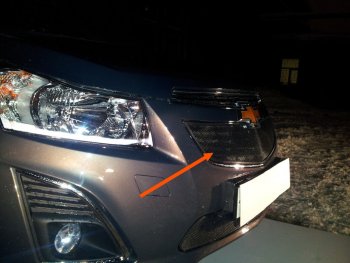 Защитная сетка решетки радиатора Стрелка 11 Стандарт (алюминий/пластик) Chevrolet Cruze J305 хэтчбек рестайлинг (2012-2015)