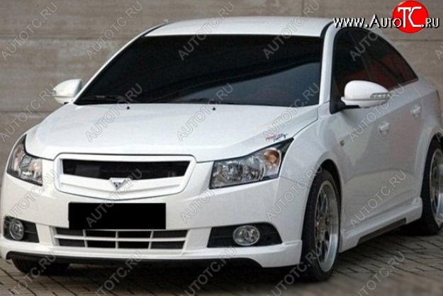 2 999 р. Решётка радиатора Road Runs style Chevrolet Cruze J305 хэтчбек дорестайлинг (2009-2012) (Неокрашенная)  с доставкой в г. Керчь