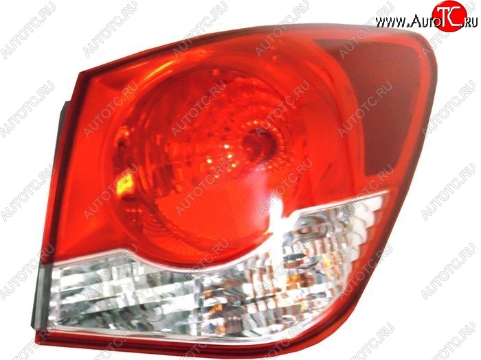 2 199 р. Правый внешний фонарь SAT Chevrolet Cruze J300 седан дорестайлинг (2009-2012)  с доставкой в г. Керчь