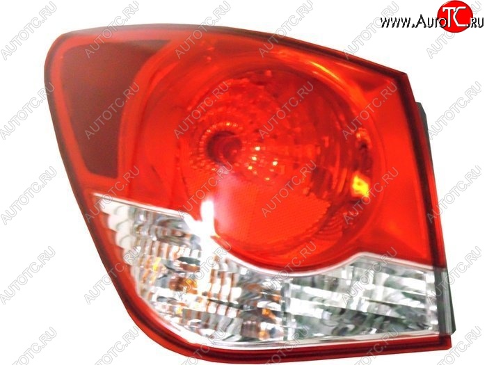 2 199 р. Левый внешний фонарь SAT  Chevrolet Cruze  J300 (2009-2015) седан дорестайлинг, седан рестайлинг  с доставкой в г. Керчь