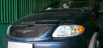 Защитная сетка решетки радиатора Стрелка 11 Премиум (алюминий) Chrysler Voyager  RG минивэн (2000-2004) дорестайлинг (Цвет: черный)