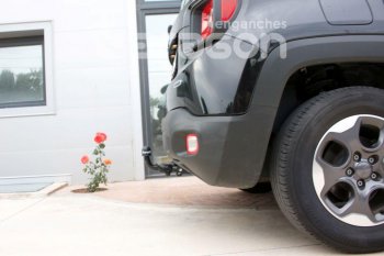 10 979 р. Фаркоп Aragon. (шар S) Fiat 500X 334 рестайлинг (2018-2023)  с доставкой в г. Керчь. Увеличить фотографию 4