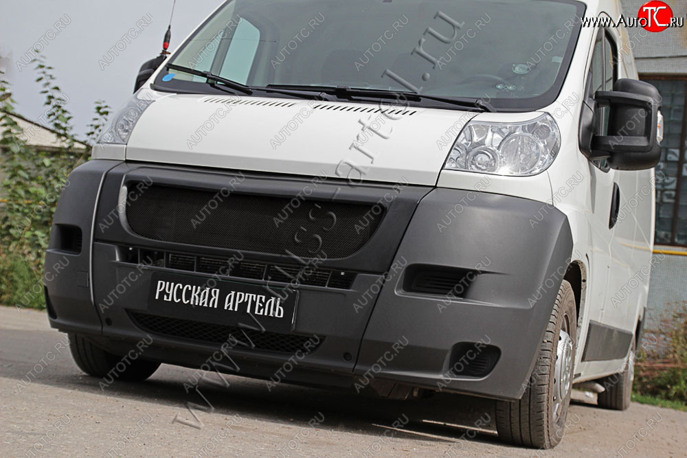 7 499 р. Решётка радиатора РА  Fiat Ducato  250 (2006-2014) (черная сетка, неокрашенная)  с доставкой в г. Керчь