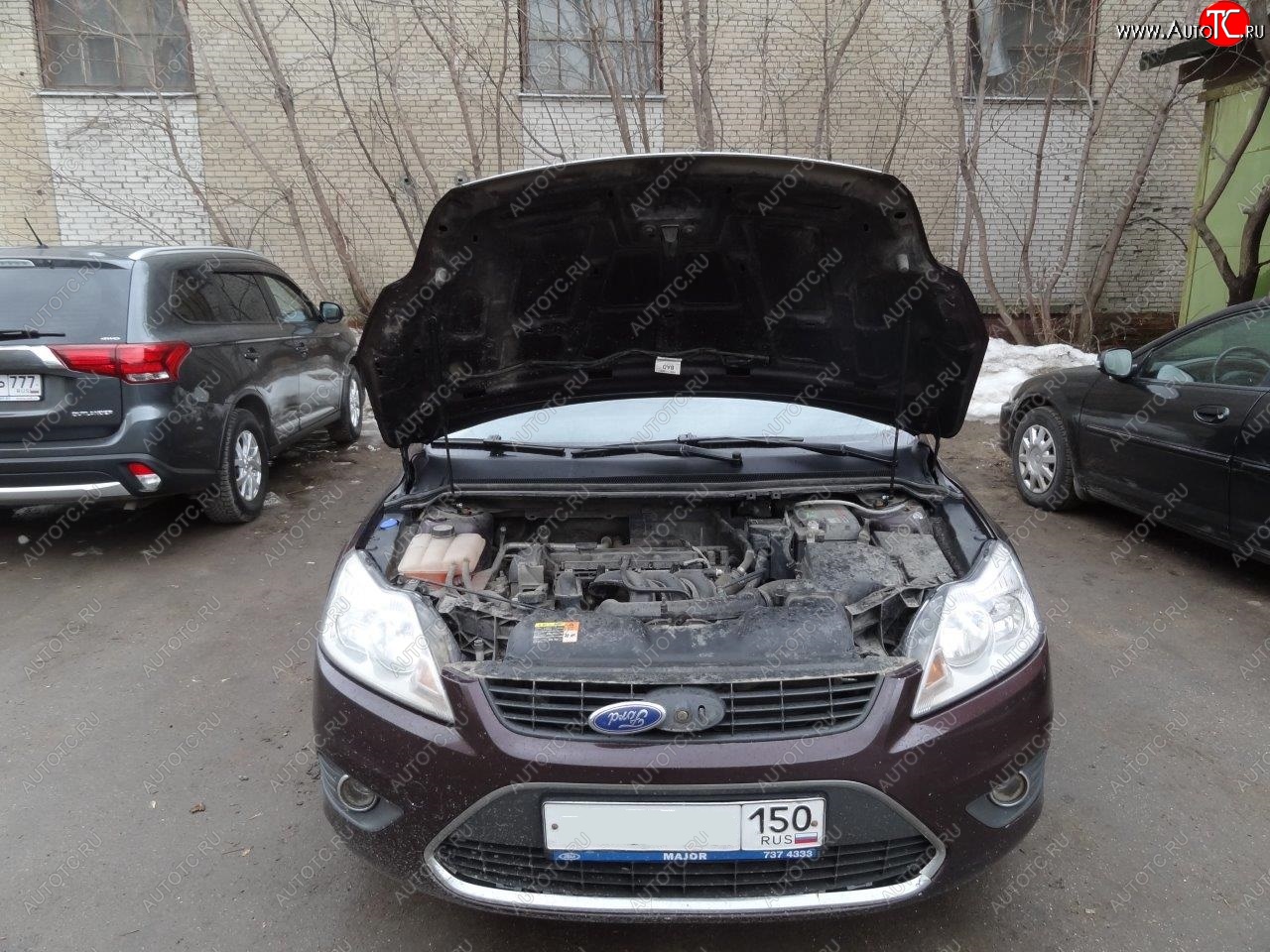 2 049 р. Упоры капота Russtal Ford Focus 2 хэтчбэк 3 дв. дорестайлинг (2004-2007)  с доставкой в г. Керчь