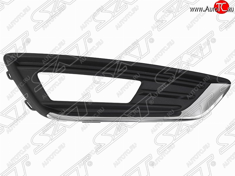 549 р. Правая оправа противотуманной фары SAT (с хром. молдингом)  Ford Focus  3 (2014-2019) седан рестайлинг, универсал рестайлинг, хэтчбэк рестайлинг  с доставкой в г. Керчь