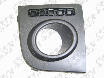 Правая оправа противотуманной фары SAT Ford Fusion  1 (2005-2012)  рестайлинг, хэтчбэк