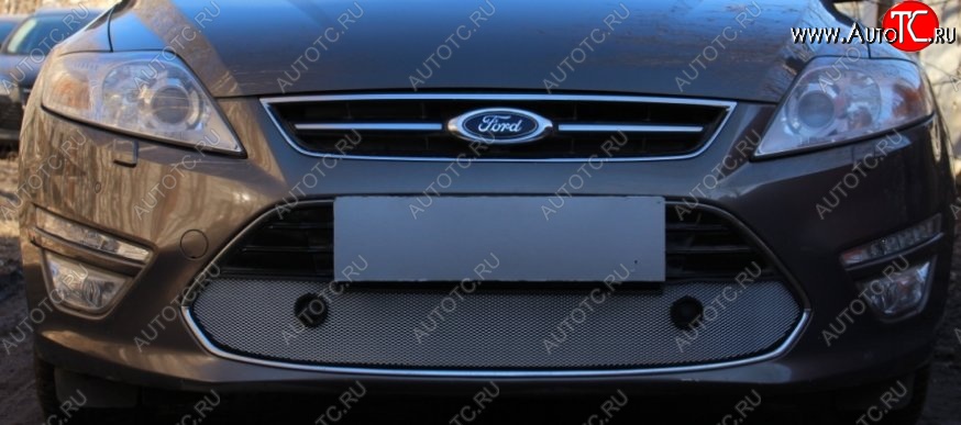 1 559 р. Защитная сетка на бампер (с парктрониками) Russtal (хром) Ford Mondeo Mk4,BD рестайлинг, седан (2010-2014)  с доставкой в г. Керчь