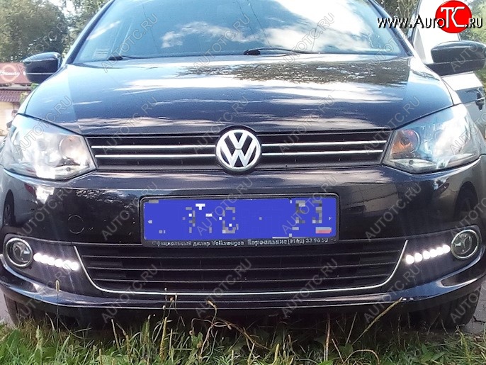 1 899 р. Разработка и создание уникальных дневных ходовых огней LED АвтоТК Volkswagen Polo 5 седан дорестайлинг (2009-2015) (4 LED/модуль, Цвет свечения: холодный белый, Выключение ДХО при габаритах, Взамен ПТФ)  с доставкой в г. Керчь