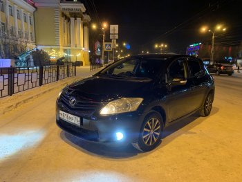 1 899 р. Дефлектор капота CA-Plastiс  Toyota Auris  E150 (2010-2012) хэтчбэк 5 дв. рестайлинг (Classic черный, Без надписи)  с доставкой в г. Керчь. Увеличить фотографию 2