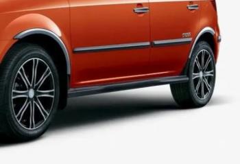 Левый пластиковый порог GEELY Geely MK Cross (2011-2016)
