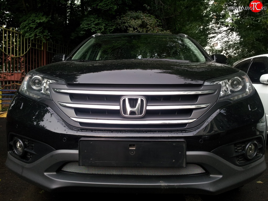 1 539 р. Сетка на бампер (2.0) Russtal (хром) Honda CR-V RM1,RM3,RM4 дорестайлинг (2012-2015)  с доставкой в г. Керчь