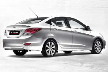 Защита заднего бампера Slitkoff (d42) Hyundai Solaris  RBr (2010-2014) седан дорестайлинг (Сталь с полимерным покрытием. Цвет: чёрный)