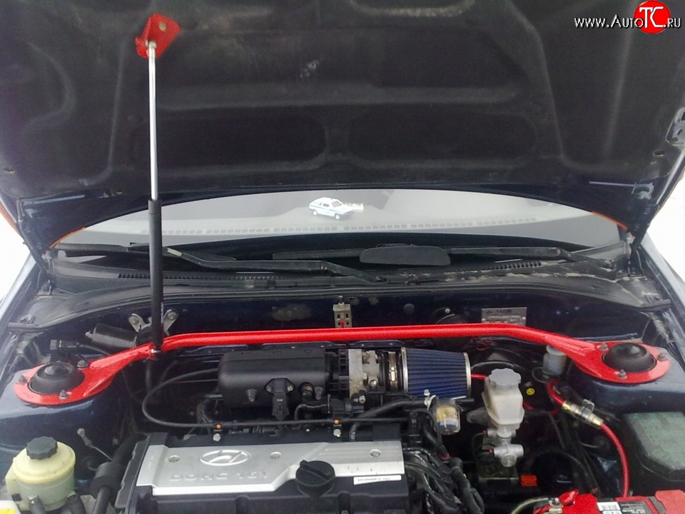 2 249 р. Упор капота Sport  Hyundai Accent  2 LC (1999-2012) седан дорестайлинг (ТагАЗ)  с доставкой в г. Керчь