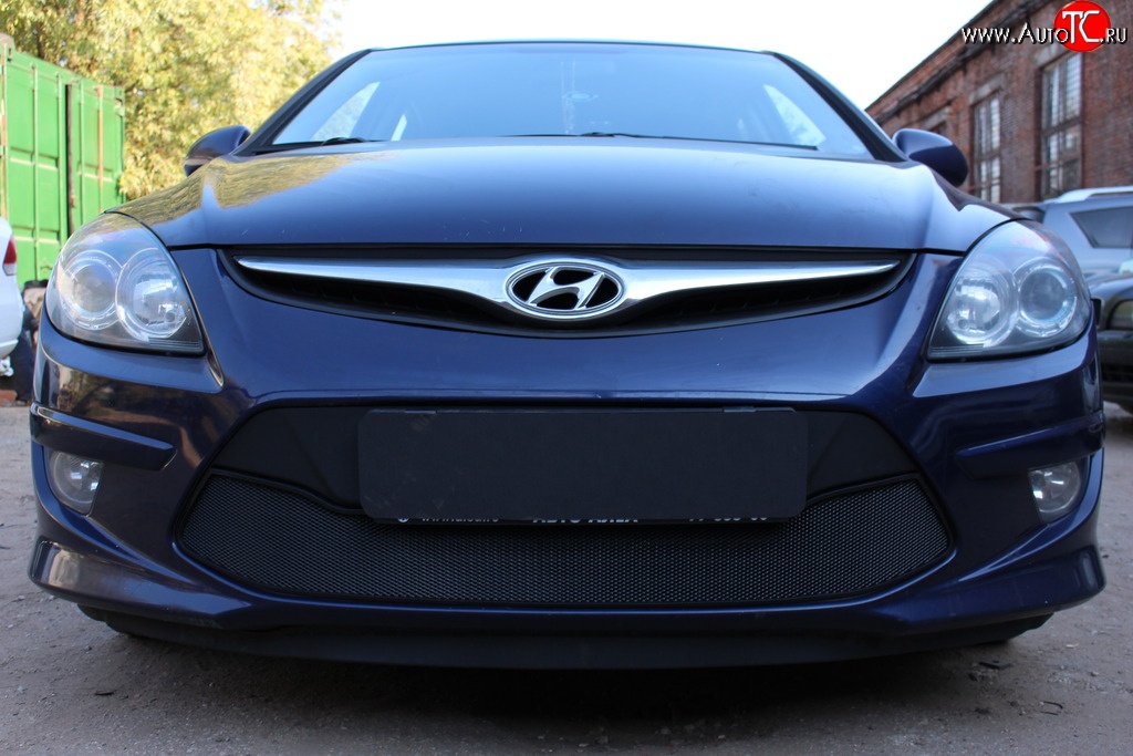 1 469 р. Сетка на бампер Russtal (черная) Hyundai I30 FD хэтчбэк 5 дв. рестайлинг (2010-2012)  с доставкой в г. Керчь