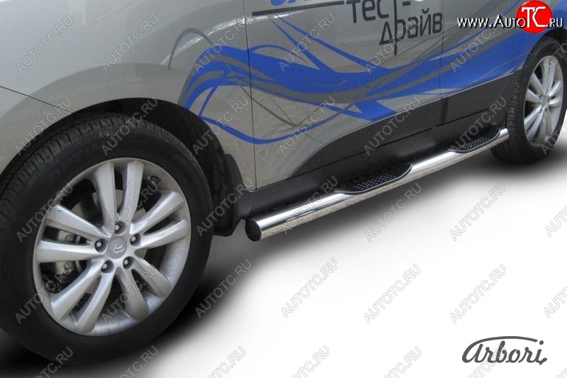3 374 р. Защита штатных порогов Arbori (с проступью, нержавейка, d76 mm). Hyundai IX35 LM рестайлинг (2013-2018)  с доставкой в г. Керчь