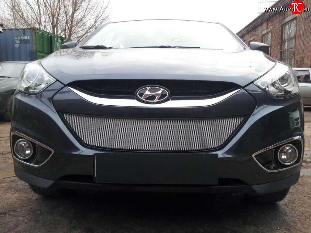 2 199 р. Сетка на бампер Russtal (хром) Hyundai IX35 LM дорестайлинг (2009-2013)  с доставкой в г. Керчь