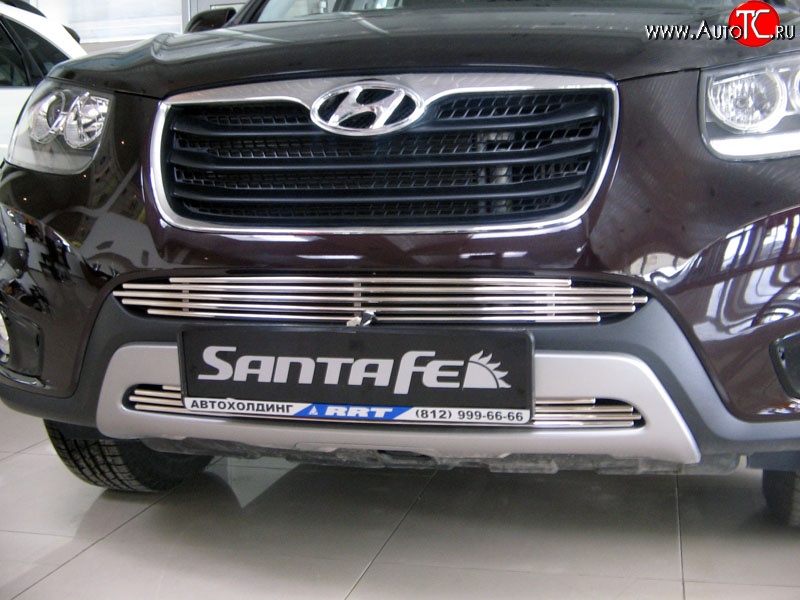 5 849 р. Верхняя декоративная вставка воздухозаборника Berkut Hyundai Santa Fe CM рестайлинг (2009-2012)  с доставкой в г. Керчь