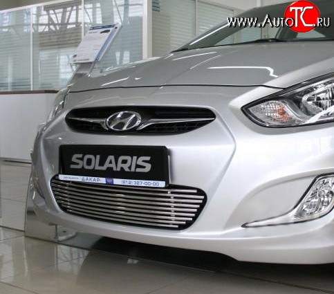 5 499 р. Декоративная вставка воздухозаборника Berkut Hyundai Solaris RBr седан рестайлинг (2014-2017)  с доставкой в г. Керчь