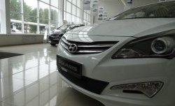 2 099 р. Сетка на бампер Russtal (черная) Hyundai Solaris RBr седан рестайлинг (2014-2017)  с доставкой в г. Керчь. Увеличить фотографию 4