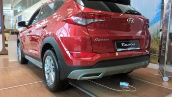 5 649 р. Накладка на задний бампер АвтоКрат  Hyundai Tucson  TL (2015-2018) дорестайлинг (Неокрашенная)  с доставкой в г. Керчь. Увеличить фотографию 3