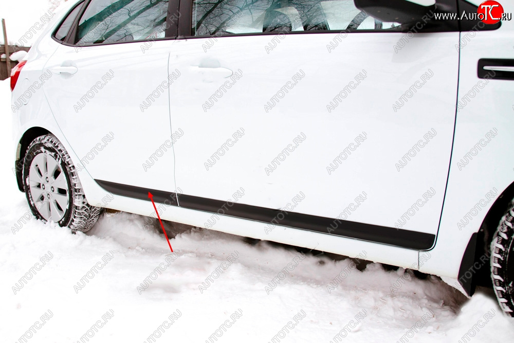 1 159 р. Молдинг двери RA (вариант 1, передний правый) KIA Rio 3 QB дорестайлингхэтчбек5дв. (2011-2015) (Поверхность глянец под окраску, Неокрашенный)  с доставкой в г. Керчь