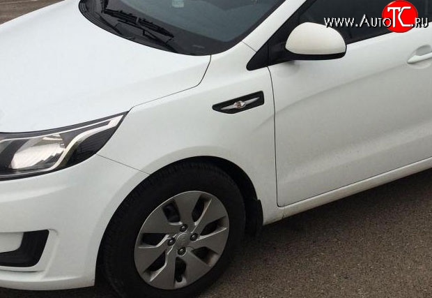 4 389 р. Переднее левое крыло Стандартное KIA Rio 3 QB хэтчбек 5 дв. дорестайлинг (2011-2015) (Окрашенное)  с доставкой в г. Керчь