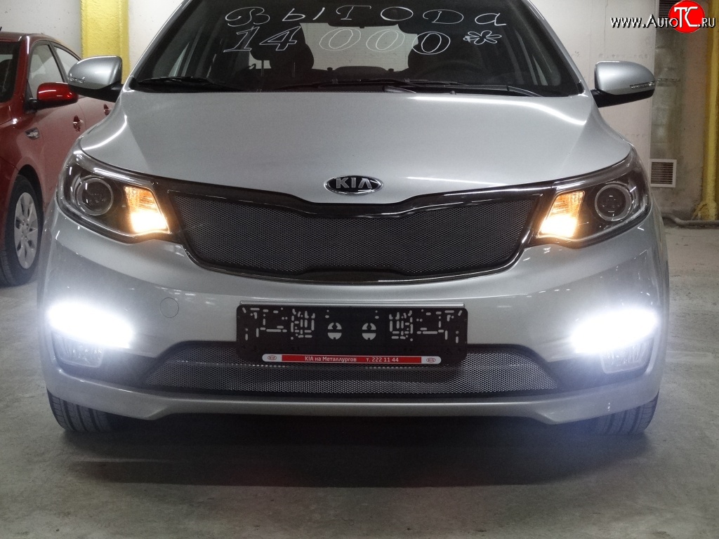 1 539 р. Нижняя сетка на бампер Russtal (хром) KIA Rio 3 QB хэтчбек 5 дв. рестайлинг (2015-2017)  с доставкой в г. Керчь