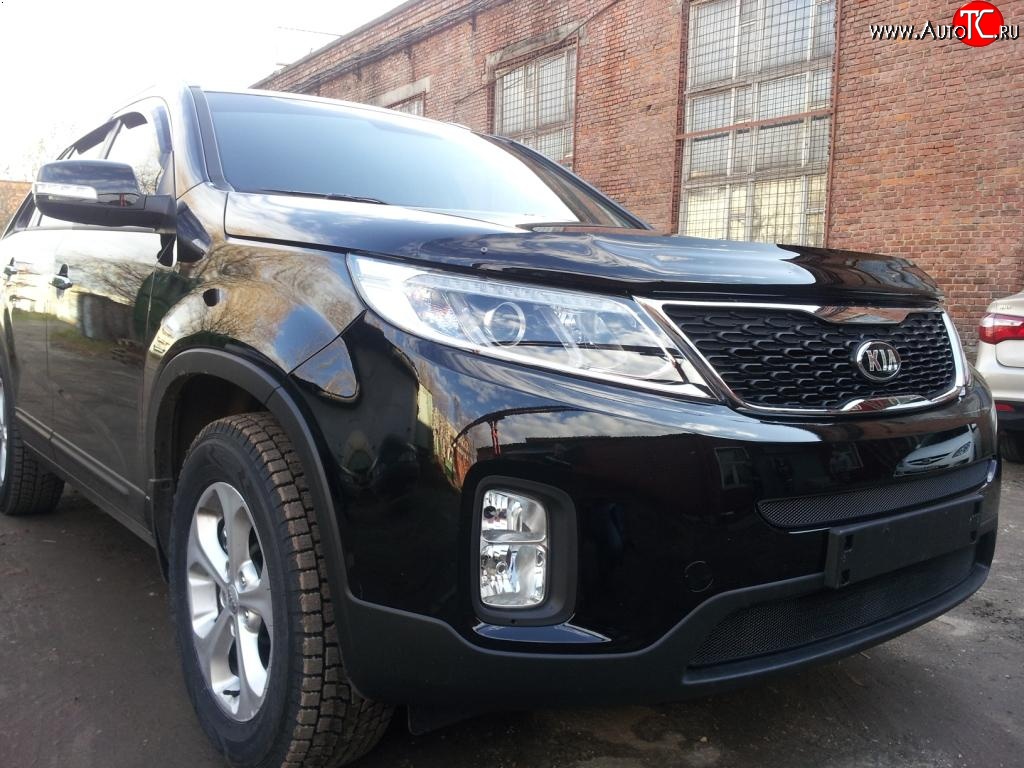 1 299 р. Средняя сетка на бампер Russtal (черная) KIA Sorento XM рестайлинг (2012-2015)  с доставкой в г. Керчь