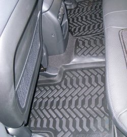 1 779 р. Коврики в салон Aileron 4 шт. (полиуретан)  KIA Sorento  XM (2012-2015) рестайлинг  с доставкой в г. Керчь. Увеличить фотографию 2