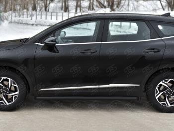 Защита порогов (труба d63 мм, с чёрным полимерным покрытием) SLITKOFF KIA Sportage  5 NQ5 (2021-2025) (Торцы со срезом 45°)