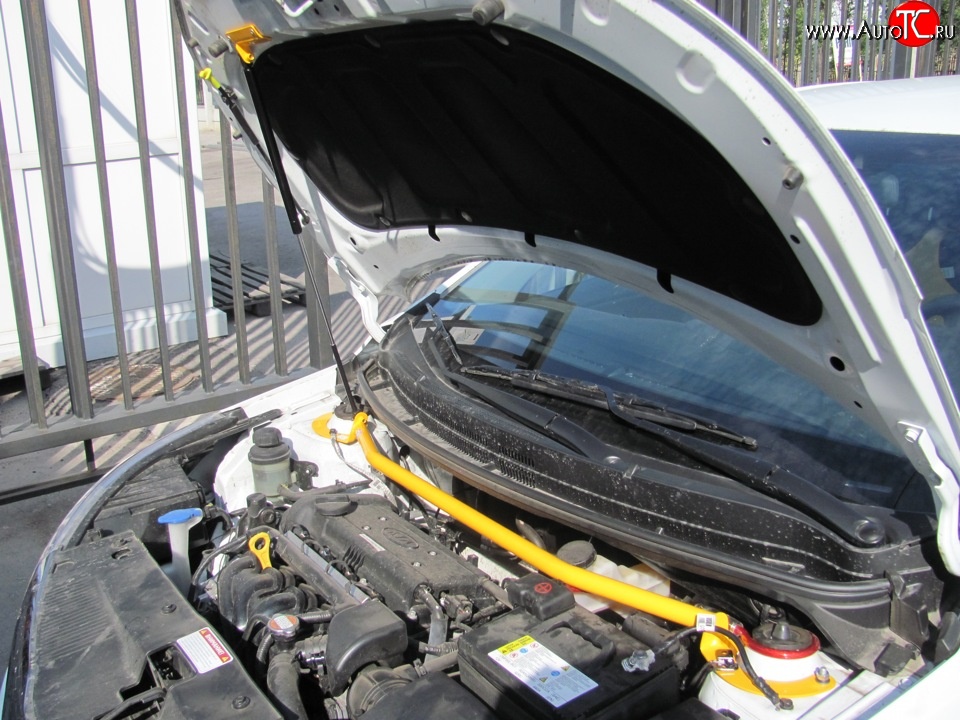 2 969 р. Упор капота Sport  KIA Sportage  3 SL (2010-2016) дорестайлинг, рестайлинг  с доставкой в г. Керчь