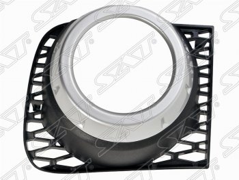 Правая оправа противотуманной фары SAT Land Rover Range Rover  3 L322 (2009-2012) 2-ой рестайл