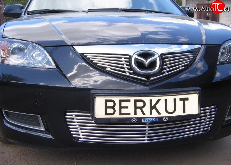 3 999 р. Декоративная вставка решетки радиатора Berkut Mazda 3/Axela BK дорестайлинг седан (2003-2006)  с доставкой в г. Керчь