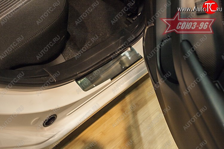 2 384 р. Накладки на внутренние пороги Souz-96 Mazda 3/Axela BM дорестайлинг, хэтчбэк (2013-2016)  с доставкой в г. Керчь