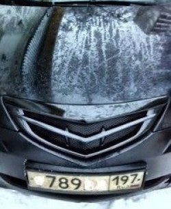 3 189 р. Решётка радиатора Style v2 (значок)  Mazda 3/Axela  BK (2003-2006) дорестайлинг, хэтчбэк (Неокрашенная)  с доставкой в г. Керчь. Увеличить фотографию 3