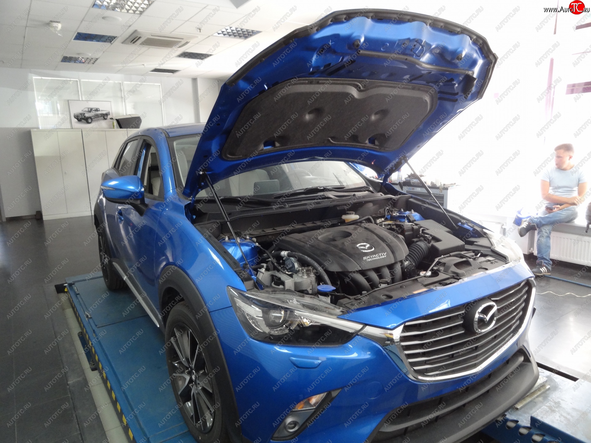 2 399 р. Упоры капота Russtal Mazda CX-3 DK дорестайлинг (2014-2018)  с доставкой в г. Керчь