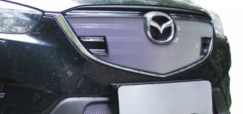 1 639 р. Защитная сетка на решетку радиатор Russtal Mazda CX-5 KE рестайлинг (2015-2017) (чёрная, без выреза под парктронник)  с доставкой в г. Керчь. Увеличить фотографию 2