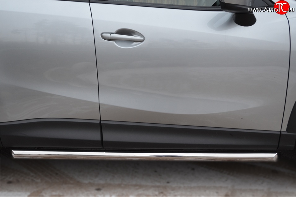 70 999 р. Защита порогов из круглой трубы диаметром 63 мм Russtal Mazda CX-5 KE рестайлинг (2015-2017) (Защита порогов с со скосами на торцах (вариант 1))  с доставкой в г. Керчь